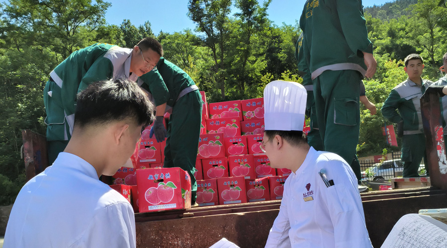 溫情端午，心系員工——匯通集團(tuán)為員工發(fā)放端午節(jié)福利